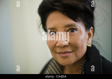 Jung Chang autore raffigurato all'Telegraph Hay Festival 2012, Hay-on-Wye, Powys, Wales, Regno Unito Foto Stock