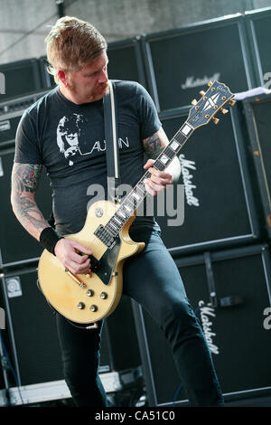 Zagabria, Croazia, 8 giugno 2012. Bill Kelliher (chitarra) della band Mastodon eseguendo in Rokaj (trans: Rock!) festival a Zagabria in Croazia. Foto Stock