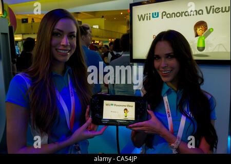 La Nintendo WiiU tablet controller display riprogettazione all'E3, Electronic Entertainment Expo 2012. Foto Stock