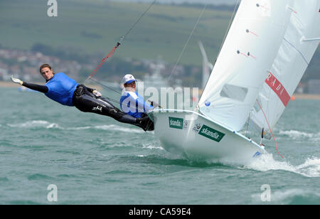 Vela per la medaglia d'oro le gare a Portland nel Dorset, foto di: Dorset Servizio media Foto Stock