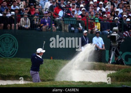 17.06.2012. Olympic Club di San Francisco, California, Stati Uniti d'America. Webb Simpson di Stati Uniti in azione al diciassettesimo foro durante il round finale per il 2012 U.S. Aprire il torneo di golf al Lago Corso della Olympic Club di San Francisco, California, Foto Stock