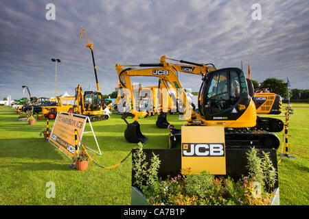 Lincolnshire Eventi Centro, REGNO UNITO, 20 giugno 2012. Uno dei cavalletti agricoli al mattino presto prima che la folla arriva il giorno di apertura del 2012 Lincolnshire Visualizza Foto Stock