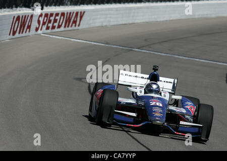 Giugno 22, 2012 - Newton, Iowa, U.S - IZOD Indycar Series, Iowa Corn 250, Newton, IA, Giugno 22-23 2012, Marco Andretti, Andretti Autosport. (Credito Immagine: © Ron Bijlsma/ZUMAPRESS.com) Foto Stock