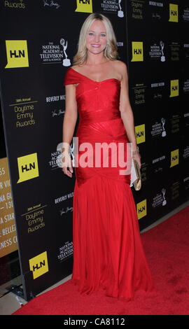 Giugno 23, 2012 - Los Angeles, California, Stati Uniti - Sharon caso assiste il trentanovesimo Giorno annuale Emmy Awards 2012 Il 23 giugno 2012 presso il Beverly Hilton Hotel,Beverly Hills,CA.USA.(Immagine di credito: Â© TLeopold/Globe foto/ZUMAPRESS.com) Foto Stock