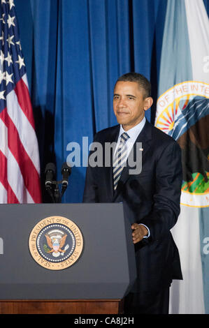 Presidente Barak Obama parla durante il 2011 White House Tribal Conferenza delle Nazioni Unite presso il reparto interno di Washington D.C. venerdì 2 dicembre, 2001. Foto Stock