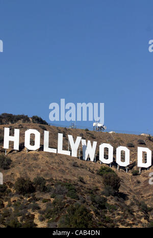 Oct 03, 2004; Los Angeles, CA, Stati Uniti d'America; la famigerata Hollywood Sign. Foto Stock