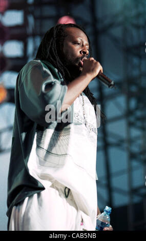 Maggio 1, 2004; Atlanta, GA, NC, Stati Uniti d'America; musicista Wyclef Jean esegue al 2004 Music Midtown Festival si trova in Atlanta. Credito: Foto di Jason Moore (©) Copyright 2004 da Jason Moore Foto Stock