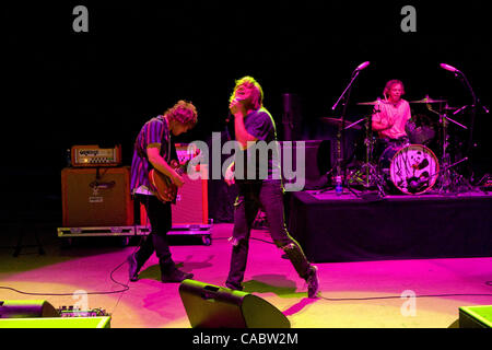 Il 10 agosto 2010 - Morrison, Colorado, Stati Uniti Gabbia - l'Elefante esegue al Red Rocks anfiteatro di credito (Immagine: © Don Senia Murray/ZUMApress.com) Foto Stock