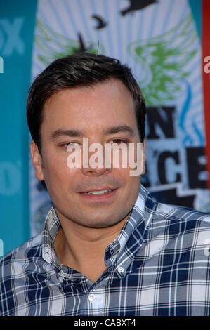 Agosto 08, 2010 - Hollywood, California, Stati Uniti - Jimmy Fallon durante il 2010 Teen Choice Awards, arrivi presso l'Anfiteatro Gibson, 8 agosto 2010 a Los Angeles. K66089MGE.(Immagine di credito: Â© Michael Germana Globo/foto/ZUMApress.com) Foto Stock