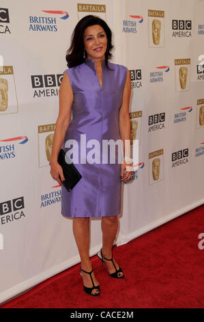 Agosto 28, 2010 - Los Angeles, California, Stati Uniti - SHOHREH AGHDASHLOO frequentando l'ottava edizione del premio BAFTA/ LA TV Tea Party tenuto presso la struttura Hyatt Regency Plaza Hotel di Los Angeles, la California il 28 agosto 2010. 2010.K66197lunga(Immagine di credito: Â© D. lunga/Globe foto/ZUMApress.com) Foto Stock