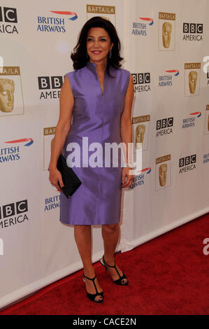 Agosto 28, 2010 - Los Angeles, California, Stati Uniti - SHOHREH AGHDASHLOO frequentando l'ottava edizione del premio BAFTA/ LA TV Tea Party tenuto presso la struttura Hyatt Regency Plaza Hotel di Los Angeles, la California il 28 agosto 2010. 2010.K66197lunga(Immagine di credito: Â© D. lunga/Globe foto/ZUMApress.com) Foto Stock