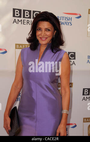 Agosto 28, 2010 - Los Angeles, California, Stati Uniti - SHOHREH AGHDASHLOO frequentando l'ottava edizione del premio BAFTA/ LA TV Tea Party tenuto presso la struttura Hyatt Regency Plaza Hotel di Los Angeles, la California il 28 agosto 2010. 2010.K66197lunga(Immagine di credito: Â© D. lunga/Globe foto/ZUMApress.com) Foto Stock