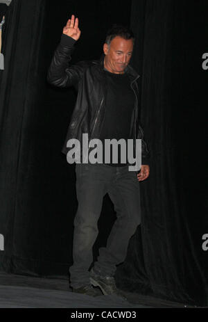 Sett. 14, 2010 - Toronto, ON, Canada - Bruce Springsteen alla premiere "La promessa: la realizzazione delle tenebre sul bordo della città' al Toronto International Film Festival (credito Immagine: © Dan Herrick/ZUMAPRESS.com) Foto Stock