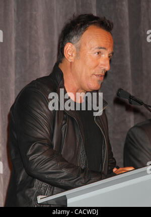 Sett. 14, 2010 - Toronto, ON, Canada - Bruce Springsteen alla premiere "La promessa: la realizzazione delle tenebre sul bordo della città' al Toronto International Film Festival (credito Immagine: © Dan Herrick/ZUMAPRESS.com) Foto Stock