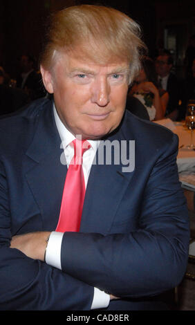 Settembre 01, 2010 - New York New York,USA Donald Trump al 2010 NY kickoff di getto pranzo presso il Cipriani di New York. Immagine di credito: Jeffrey Geller/zuma premere Foto Stock