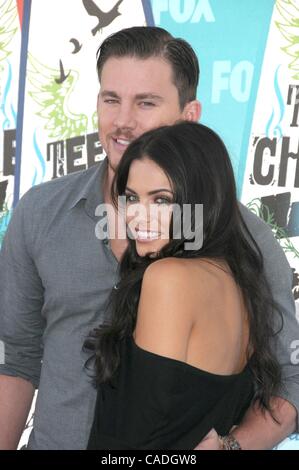 Agosto 08, 2010 - Los Angeles, California, Stati Uniti d'America - Agosto 08, 2010 - Los Angeles, California, Stati Uniti d'America - Attore Channing Tatum, attrice JENNA DEWAN al Teen Choice Awards 2010 - Arrivi presso gli Universal Studios di Los Angeles. (Credito Immagine: Â© Paul Fenton/ZUMApress.com) Foto Stock