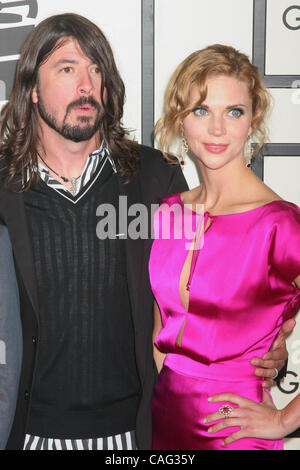 Febbraio 10, 2008 - Hollywood, California, Stati Uniti - Ho12993CHW.50TH ANNUAL Grammy Awards - red carpet .STAPLES Center di Los Angeles, California 02-10-2008.Dave Grohl da FOO FIGHTERS E VALUTAZIONE.(Immagine di credito: Â© Clinton Wallace/Globe foto/ZUMAPRESS.com) Foto Stock