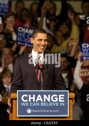 Elezioni presidenziali democratiche speranzoso Illinois il senatore Barack Obama celebra la sua schiacciante vittoria in Carolina del sud democratici primarie presidenziali in un rally a Columbia nella Carolina del Sud, Stati Uniti d'America, 26 gennaio 2008. Obama batte New York il senatore Hillary Clinton ed ex North Carolina il Senatore John Edw Foto Stock