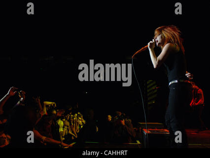 Dic 04, 2007 - Norfolk, Virginia, Stati Uniti d'America - 96X Inverno Meltdown porta alt rockers Paramore alla costante convocazione centro di Old Dominion University. (Credito Immagine: © Jeff Moore/ZUMA Press) Foto Stock