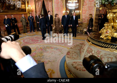 Madrid. (21/01/2008). Palacio Real. Cena ofrecida por Sus Majestades los Reyes, D. Juan Carlos I DnÃÉa y. Sofia, en honor de S.E. el Sr. Alan Garcia Perez, Presidente de la Republica de Perù. La cena tambien es presidida por SS.AA.RR. Los Principes de Asturias. D. Felipe y DnÃÉa. Letiza Ortiz, Suppe Foto Stock