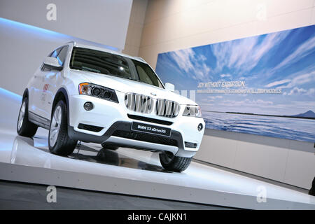 Gen. 10, 2011 - Detroit, Michigan, Stati Uniti d'America. La nuova BMW X3 xDrive35i. Il 2011 North American International Auto Show (NAIAS) prende il via con la loro stampa evento al centro di Cobo. (Credito Immagine: © Scellino Gene/ZUMAPRESS.com) Foto Stock