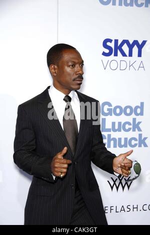 Sett. 19, 2007 - Hollywood, California, Stati Uniti - Eddie Murphy durante la premiere del nuovo film da Lionsgate BUONA FORTUNA CHUCK, tenutasi al Mann il Teatro Nazionale, il 19 settembre 2007 a Los Angeles. - 2007.K54731MGE(Immagine di credito: Â© Michael Germana Globo/foto/ZUMAPRESS.com) Foto Stock