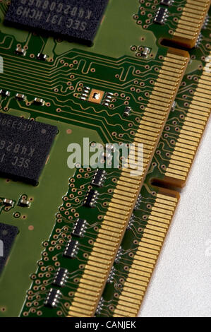Marzo 31, 2012 - Whitmore Lake, Michigan, Stati Uniti - 4 GB di RAM DDR3 con connettori in oro e prodotta in Cina. (Credito Immagine: © Mark Bialek/ZUMAPRESS.com) Foto Stock