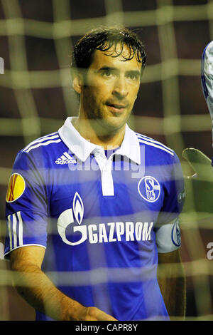 Raul Gonzalez (Schalke), 5 aprile 2012 - Calcio : UEFA Europa League quarti di finale 2 gamba match tra Athletic Bilbao 2-2 FC Schalke 04 a Estadio San Mames a Bilbao, Spagna. (Foto di D.Nakashima/AFLO)[2336] Foto Stock