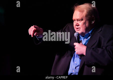 LINCOLN, CA - Aprile 7: Louie Anderson esegue al Thunder Valley Casino Resort a Lincoln, la California il 7 aprile 2012 Foto Stock