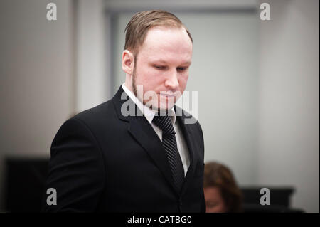 Oslo, Norvegia. 19/04/2012. Anders Behring Breivik in tribunale. Foto Stock