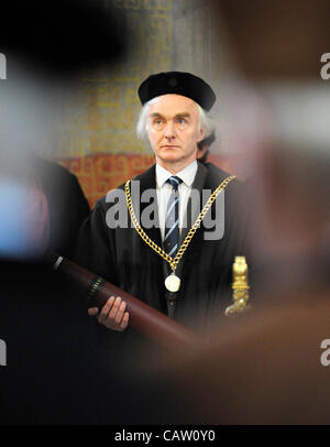 Scienziato tedesco Hans-Joachim Gabius del Ludwig Maximilians University di Monaco, ha ricevuto un dottorato onorario di medicina a Praga Repubblica Ceca, lunedì, 23 aprile 2012. (CTK foto/Stanislav Zbynek) Foto Stock