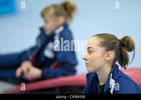 Media Day a Lilleshall NSC British ginnastica. Membri della squadra raffigurato in vista del Campionato Europeo per le donne in Belgio Può 9th-13th 2012. Abi Caig Foto Stock