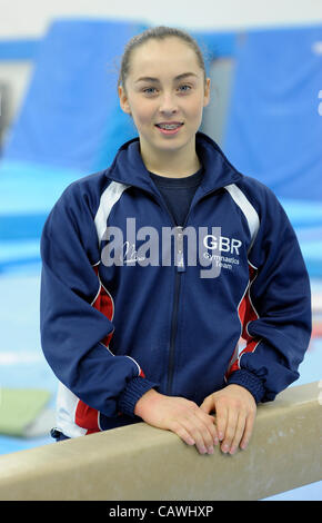 Media Day a Lilleshall NSC British ginnastica. Membri della squadra raffigurato in vista del Campionato Europeo per le donne in Belgio Può 9th-13th 2012.Abi Caig Foto Stock