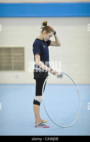 Media Day a Lilleshall NSC British ginnastica. Membri della squadra nella foto in anticipo dei Campionati Europei .Francesca Jones nella foto durante il corso di formazione al Lilleshall NSC Foto Stock