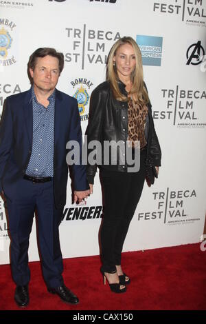 Aprile 28, 2012 - New York New York, Stati Uniti - ''Meraviglia's I VENDICATORI" Premiere - 2012 Tribeca Film Festival a Borough of Manhattan Community College - New York New York 04-28-2012. Tracy Pollan, Michael J. Fox(Immagine di credito: Â© Mitchell Levy/Globe foto/ZUMAPRESS.com) Foto Stock