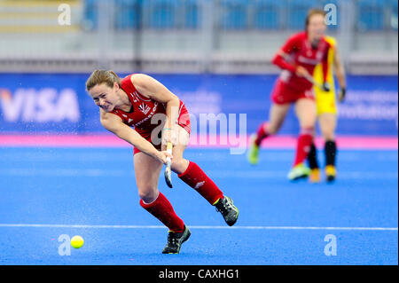 03.05.2012 Londra, Inghilterra. Durante la donna confronto preliminare tra Cina e Gran Bretagna il giorno 2 della Visa International Invitational torneo di hockey presso la riva del fiume Arena sul Parco Olimpico. (Questo è un 2012 Olimpiadi evento di prova, parte di Londra si prepara la serie). Foto Stock