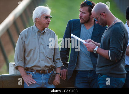 3 maggio 2012 - Louisville, Kentucky, Stati Uniti - Bob Baffert e Bode Miller (L e C)mattina gli allenamenti per la 138th Kentucky Derby a Churchill Downs Louisville, nel Kentucky il 3 maggio 2012. (Credito Immagine: © Scott Serio/Eclipse Sportswire/eclipse/ZUMAPRESS.com) Foto Stock