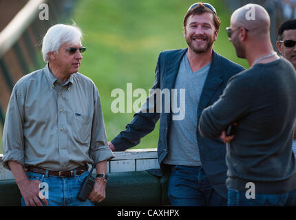 3 maggio 2012 - Louisville, Kentucky, Stati Uniti - Bob Baffert e Bode Miller (L e C)mattina gli allenamenti per la 138th Kentucky Derby a Churchill Downs Louisville, nel Kentucky il 3 maggio 2012. (Credito Immagine: © Scott Serio/Eclipse Sportswire/eclipse/ZUMAPRESS.com) Foto Stock