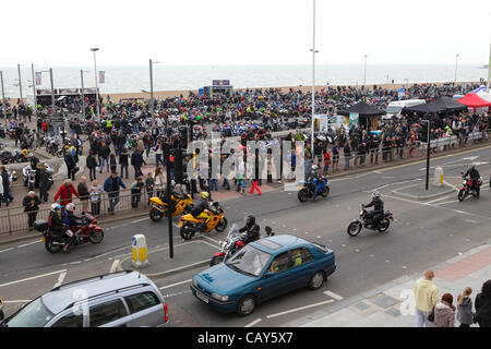 Hastings annuale giorno di maggio percorso Bike 7 Maggio 2012 Foto Stock
