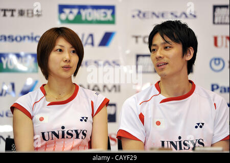 (L a R) Reiko Shiota (JPN), Shintaro Ikeda (JPN), 8 maggio 2012 - Badminton : Giappone Team nazionali durante la conferenza stampa circa l'inserimento rappresentante dei Giochi Olimpici di Londra a Ajinomoto National Training Centre, Tokyo, Giappone. (Foto di Giu Tsukida/AFLO SPORT) [0003] Foto Stock