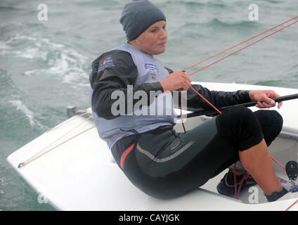 L'ultimo Olympic marinai scelti per il Team GB ha annunciato oggi a Portland, Dorset. Alison giovani entusiasti di essere la vela nel Laser Classe radiale. 12/05/2012 foto da: DORSET MEDIA SERVICE. Foto Stock