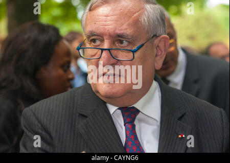 Parigi, Francia, politica, cerimonia della fine della SLA-Very, con il senatore francese, Jean Pierre Raffarin, politico francese (ex primo ministro) Foto Stock