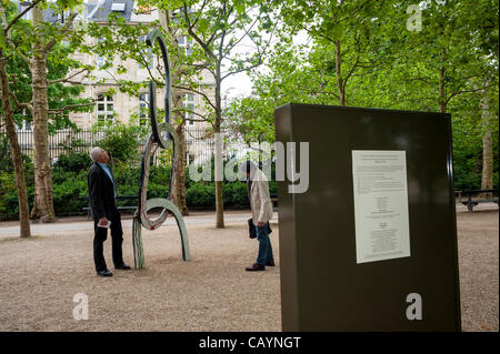 Parigi, Francia, Cerimonia della fine della schiavitù, Lapide in giardini di Lussemburgo Foto Stock