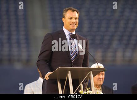 Orlando Cepeda Jr at the Los Angeles premiere of 42 held at the TCL  Chinese Theatre in Hollywood Stock Photo - Alamy