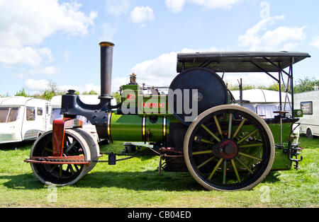 Motori a vapore sul display per vedere a tutti presso il mulino stotfold vapore e fiera di paese mostrano Foto Stock