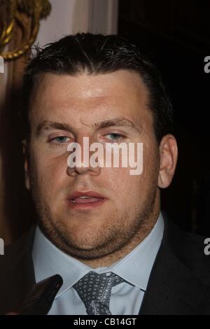 15 maggio 2012 - New York New York, Stati Uniti - CHRIS SNEE 15 maggio 2012 HOTEL WALDORF ASTORIA DI NEW YORK.IL 19TH Annuale GRIDIRON GALA presentato dai getti di NY NY giganti e il UNITEDWAY NYC 15 maggio 2012.(Immagine di credito: Â© Mitchell Levy/Globe foto/ZUMAPRESS.com) Foto Stock