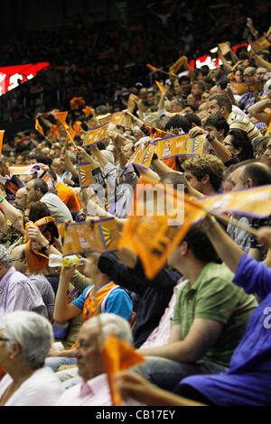 Liga ACB, Playoffs 2012 - 1/4 finals - Valencia Basket Club vs. Lagun Aro GBC - Font de Sant Lluis, Valencia - Spagna - accompagnatori, folla, sostenitori Foto Stock