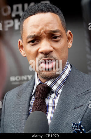 18 maggio 2012 - Moscow, Russia - maggio 18,2012. Mosca, Russia. Mosca premiere di 'Men in Black III'.Nella foto: attore Will Smith alla premier di Oktyabr cinema teatro di Mosca. (Credito Immagine: © PhotoXpress/ZUMAPRESS.com) Foto Stock