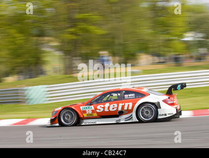 19.05.2012 Brands Hatch, Robert Wickrns alla guida della Mercedes di poppa in azione durante la qualifiche di sabato nel 2012 il campionato DTM, Kent, Inghilterra Foto Stock