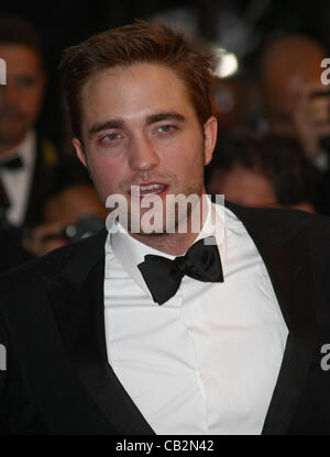 ROBERT PATTINSON COSMOPOLIS PREMIERE CANNES FILM FESTIVAL 2012 PALAIS DES FESTIVAL CANNES Francia 25 Maggio 2012 Foto Stock